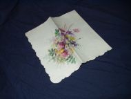 Serviett med blomstermotiv fra eldre samling