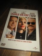 CHARLIE WILSON'S WAR 2007 98 MIN 11 ÅR