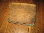 Maritimt redskap trur dette ble brukt ved bøting av garn Gammelt 10 cm langt