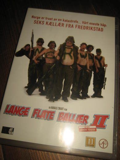 LANGE FLATE BALLER 2