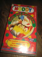 NODDY OG JULENISSEN. 1992, 60 MIN, FOR ALLE.