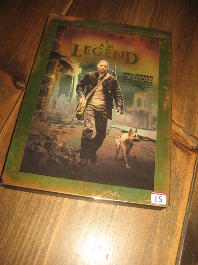 I AM LEGEND. 15 ÅR, 96 MIN. 