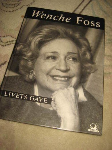 FOSS WENCHE: LIVETS GAVE 1990