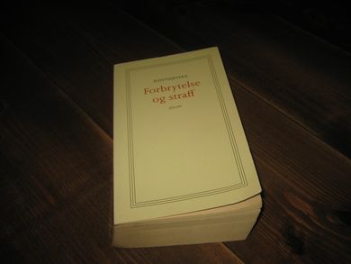 DOSTOJEVSKIJ: Forbrytelse og straff. 2002.