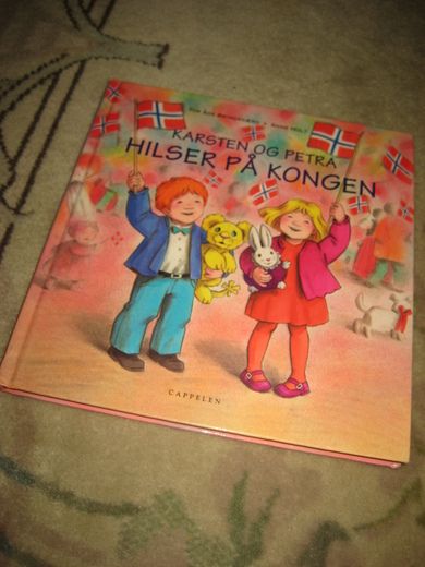 BRINGSVÆRD - HOLT: KARSTEN OG PETRA HILSER PÅ KONGEN 2004