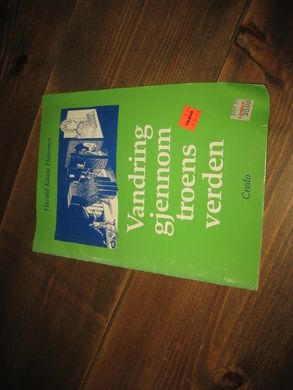 HAMMER VANDRING GJENNOM TROENS VERDEN 1990