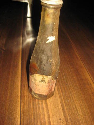 Flaske uten innhold fra Rogne Aalesund 30-40 tallet