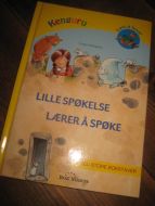 LILLE SPØKELSE LÆRER Å SPØKE. 