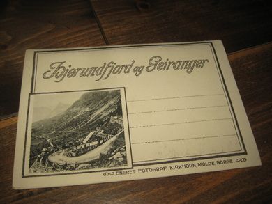 Mappe med bilder: Hjørundfjord og Geiranger. Fotograf Kirkhorn, Molde. 30-40 tallet. 