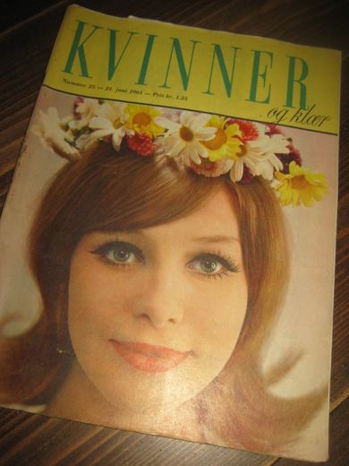 1961 nr 025 KVINNER og klær