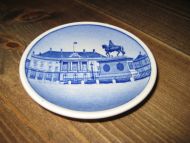 Pynteplatte med motiv fra AMALIENBORG SLOTT 13/2010