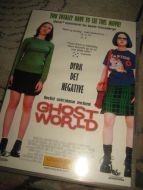 GHOST WORLD 107 MIN 15 ÅR