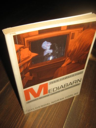 FRØNES: MEDIABARN 1987