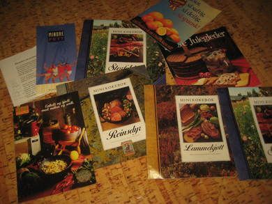 Lot med diverse matoppskrifter selges under ett Dette er pakke nr MAT 5