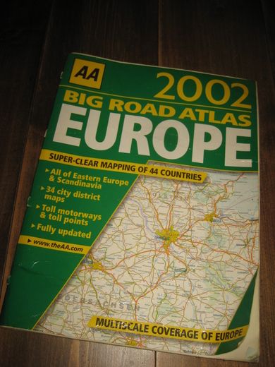 BIG ROAD ATLAS EUROPE 2002