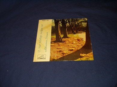 O HUR HERLIG MAJSOL LER DE MUNTRA MUSIKANTERNA SKJØNA MAJ SERENAD VÅREN ER KOMMEN