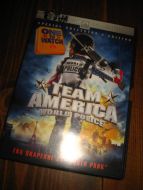 TEAM AMERICA 15 ÅR 94 MIN 2004