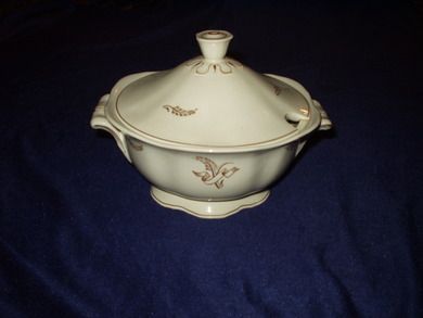 Arabia terrin med lokk