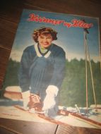 1952 nr 001 KVINNER og klær