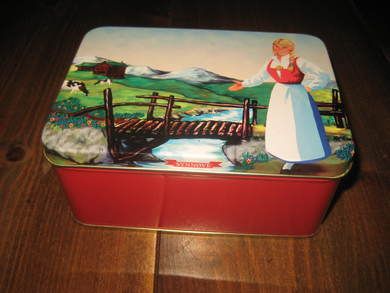 Reklameboks for Synnøve ost Ca 14*10 cm stor 6 cm høg