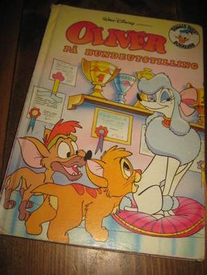 OLIVER PÅ HUNDEUTSTILLING 1990