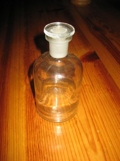 Apotekerflaske med glass kork, 200 ml.