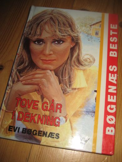 BØGENES EVI:: TOVE GÅR I DEKNING 1990