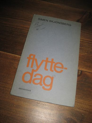 SKJØNSBERG: FLYTTEDAG. 1969.