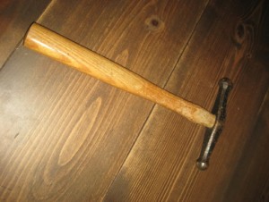 Hammer fra gammelt skomakeri, alder ukjendt.