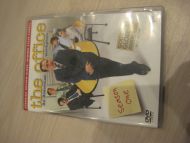 THE OFFICE SEASON ONE 2005 11 ÅR 127 MIN