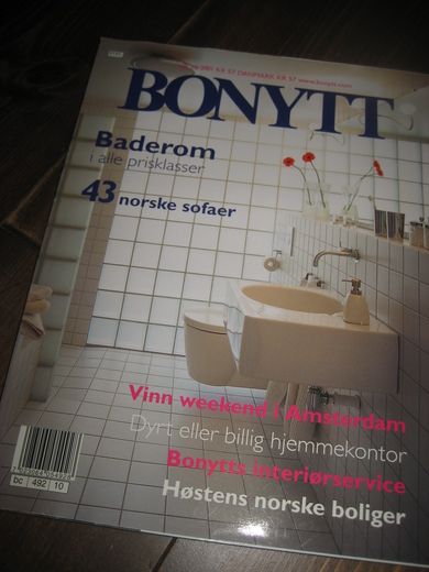2001 nr 010 BONYTT