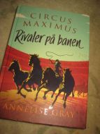 RIVALER PÅ BANEN. 2022.