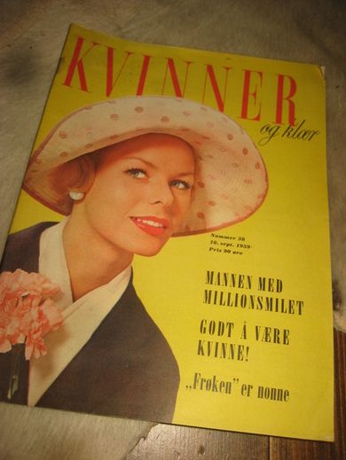 1959 nr 038 KVINNER OG KLÆR