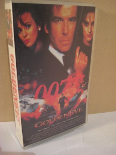 007 GOLDEN EYS