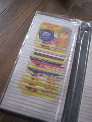 Lot med 19 brusetiketter fra Emdals Mineralvannfabrik Stranda 60 tallet Selges samla