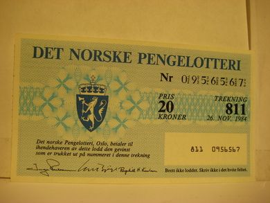 1984, trekning 811,                  DET NORSKE PENGELOTTERI.            Nr. 0956567.