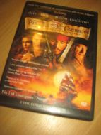 PIRATES OF THE CARIBIEN THE CURSE OF THE BLACK PEARL
