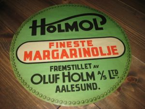 FINESTE MARGARINOLJE fra Oluf Holm A/S LTD, AALEUND, 30-40 tallet.