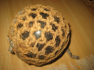 Kavlkule fra gamle dager brukt til garnfiske i gamle dager Mørk grønn 14 cm i diameter