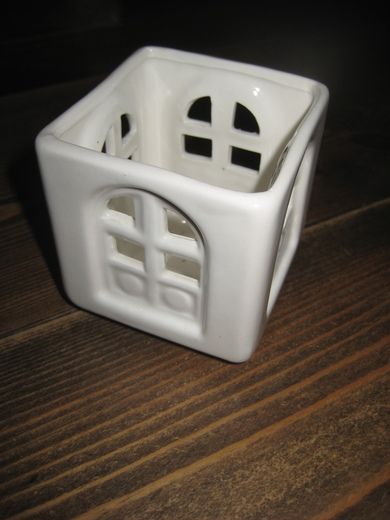 Telys holder KROWI Oslo