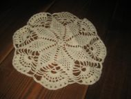 Pen hekla rund duk ca 21 cm i diameter