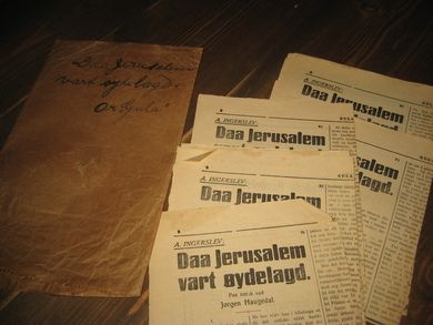 Utklipp fra aviser fra 30 tallet med tema: Daa Jerusalem vart øydelagd