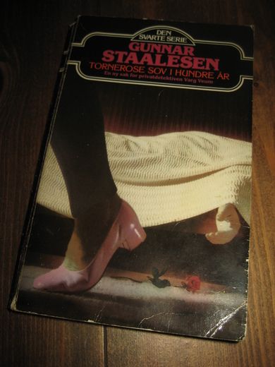 STAALESEN GUNNAR: TORNEROSE SOV I HUNDRE ÅR 1980