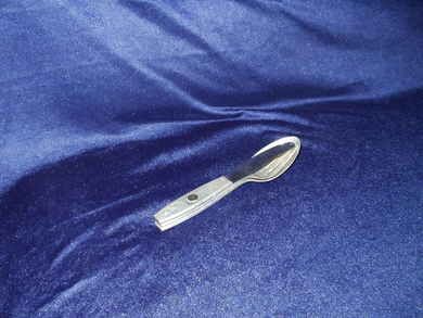 Sett med kniv gaffel og skei