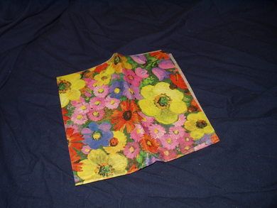 Seviett med blomstermotiv