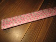 Ubrukt rull hyllepapir eller bokomslag fra 80-90 tallet 49 cm * 5 meter dette er rull nr H 19