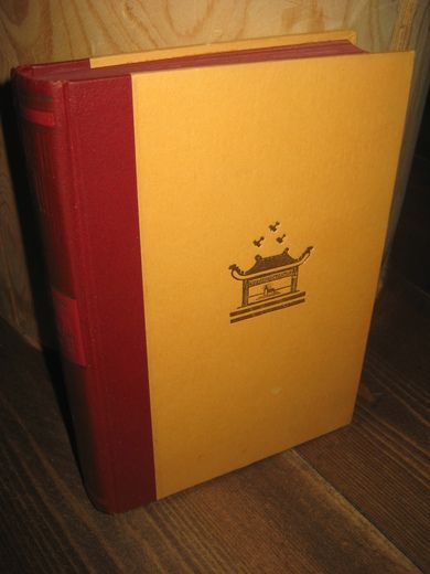 NILSSEN: GJENNOM STORMEN. Misjonærliv i krigstidens Kina. 1946.