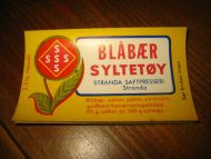 Etikett BLÅBÆR SYLTETØY fra Stranda Saftpresseri 60-70 tallet Lag ditt eget syltetøy og bruk en dekorati etikett