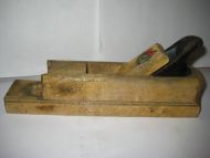 Gammelt DANA emne til høvel