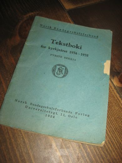 Tekstboki for kyrkjeåret 1934-35. Fyrste rekkja, 1934.
